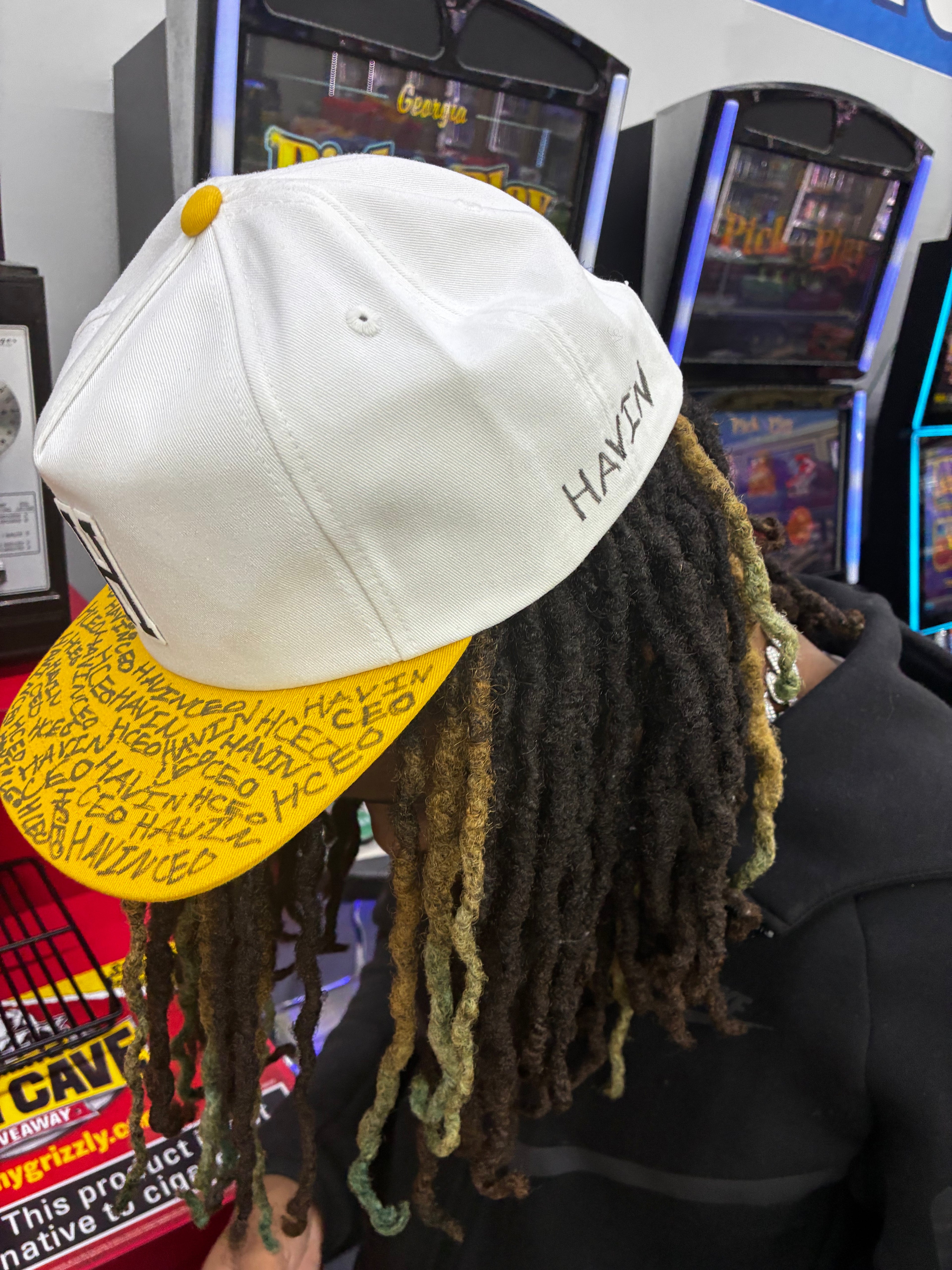 HAVINCEO GRAFFITI HAT YELLOW