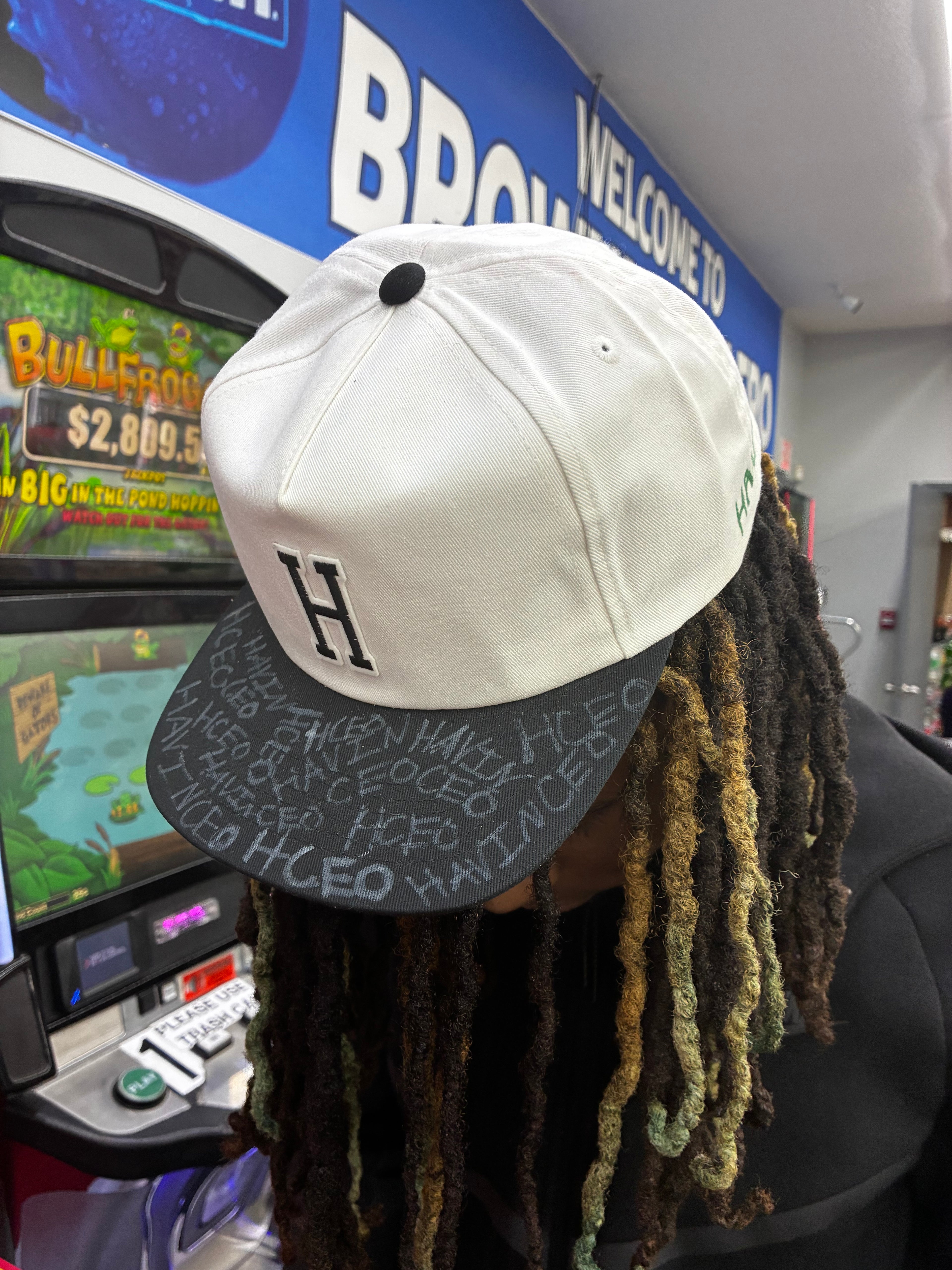 HAVINCEO GRAFFITI HAT WHITE