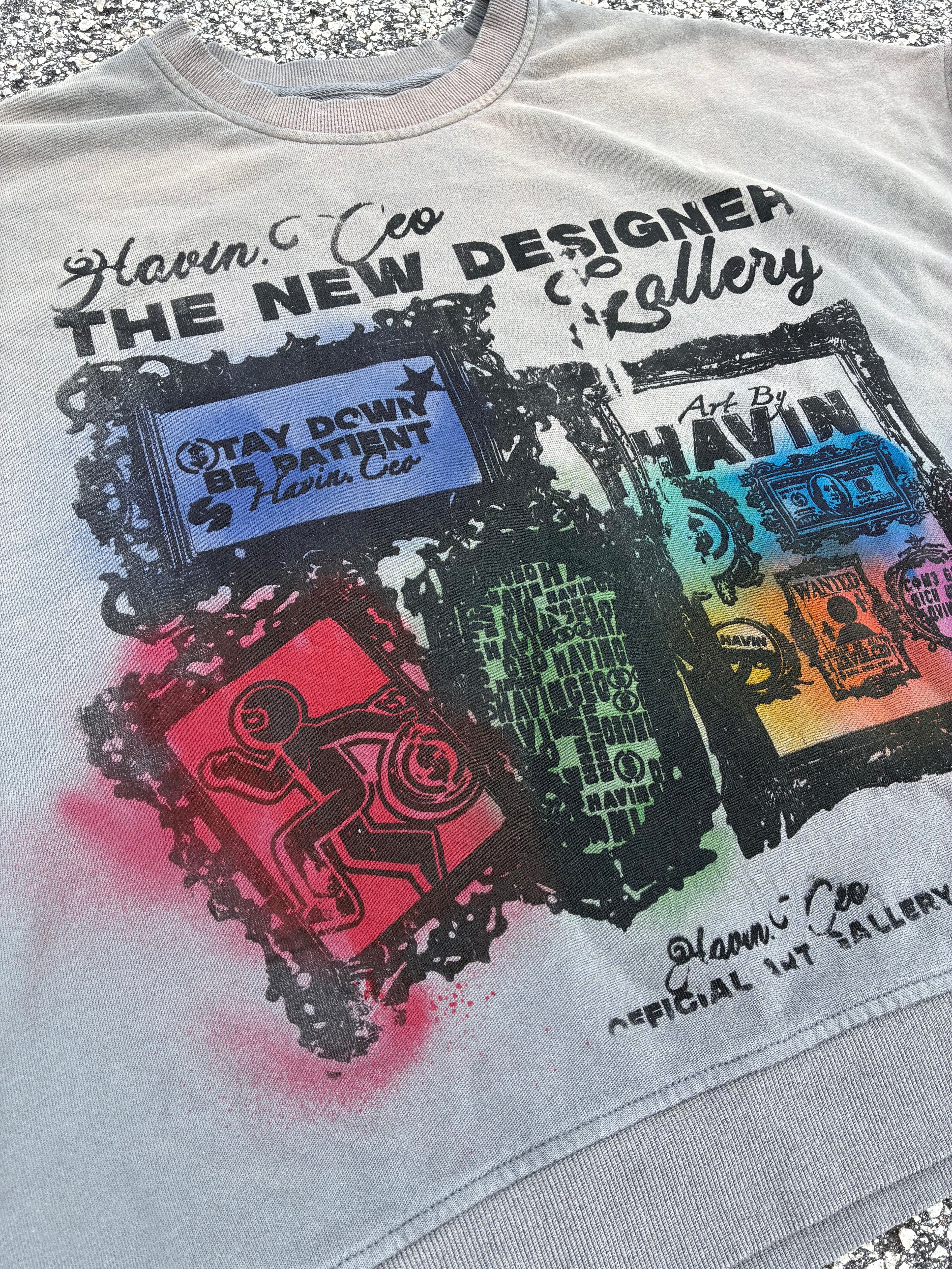 GALLERY SLEEVELESS TEE